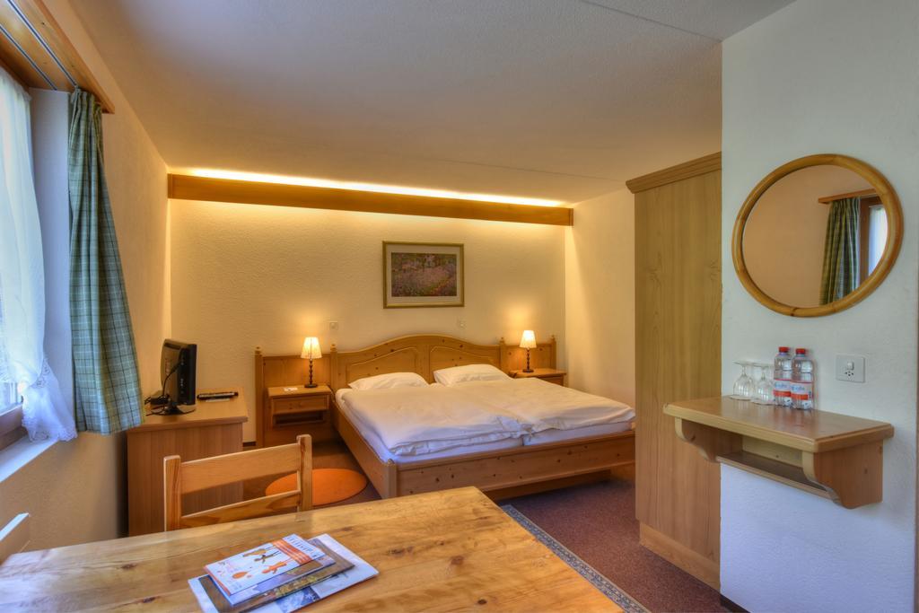 Hotel Roc Et Neige Шато-д'Е Екстер'єр фото